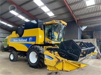 2010 NEW HOLLAND CSX7050