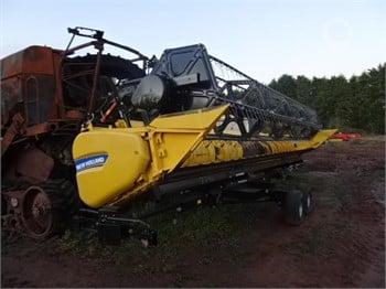 2017 NEW HOLLAND CR7.90
