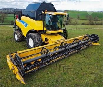 2008 NEW HOLLAND CR9080